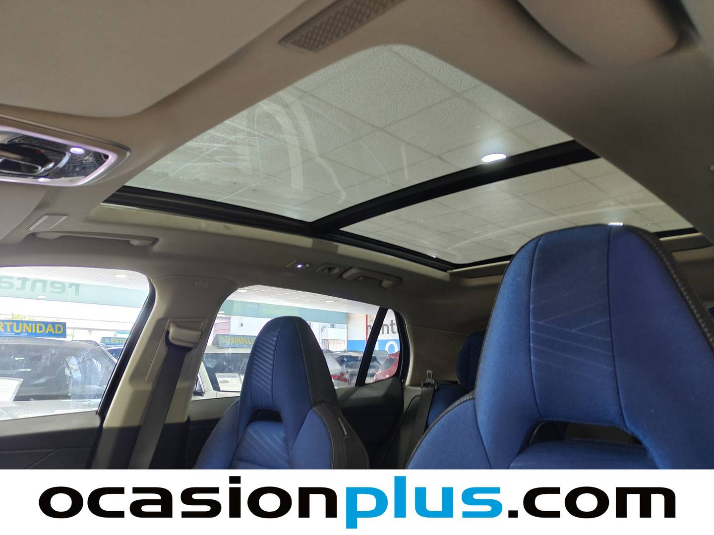 Extras y acabados del Lynk & Co 01 Lynk & Co 01 1.5 PHEV (261 CV)