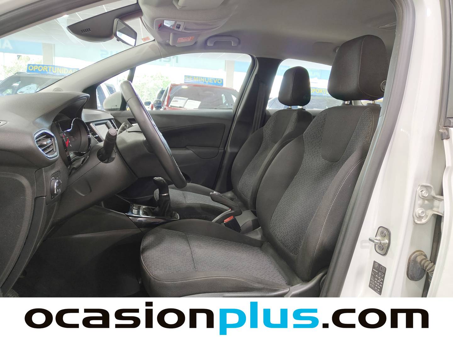 Foto asientos delanteros Opel Crossland X Opel Crossland X 1.2 Edition Pro (81 CV)