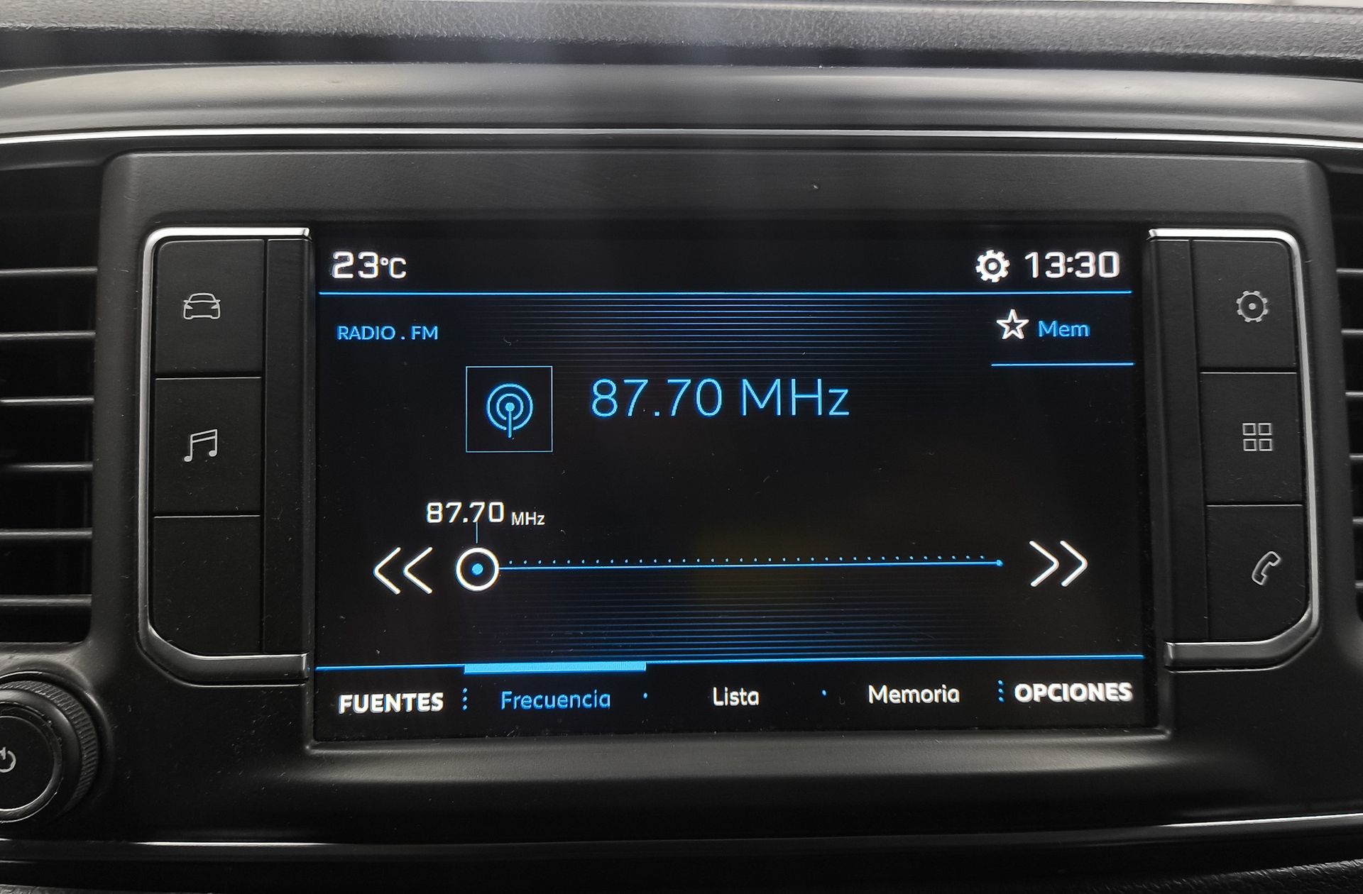 Peugeot Traveller 1.6 BlueHDi Business Standard 9 plazas - foto 29