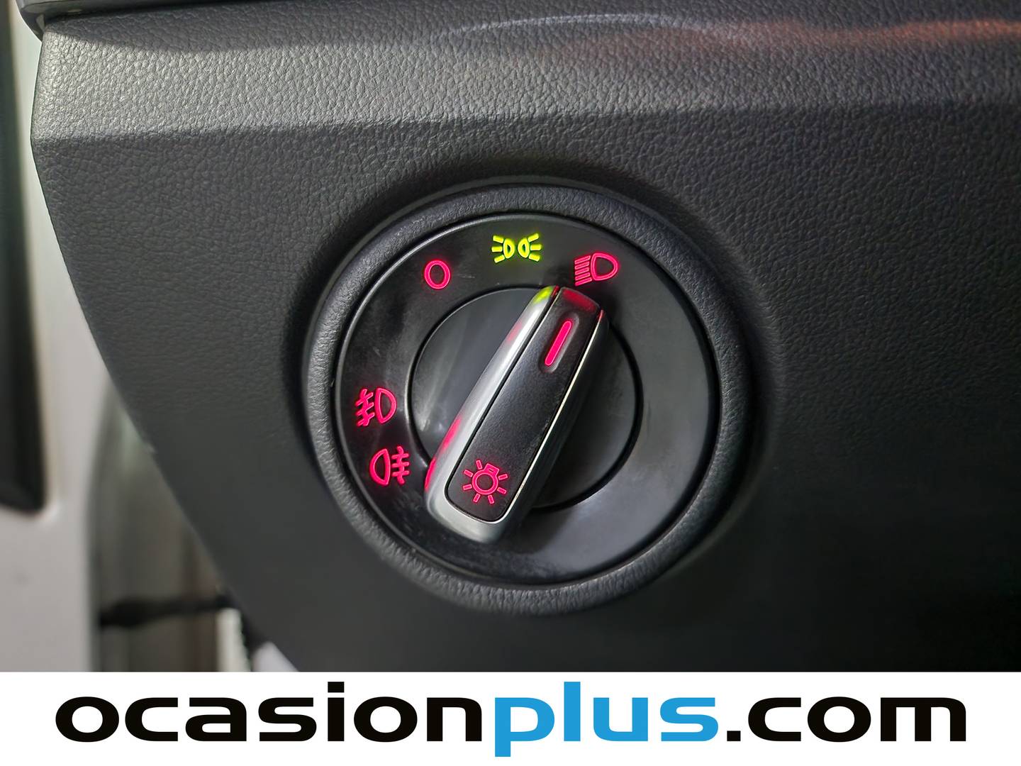 Volkswagen up! Volkswagen Up High up! 1.0 ASG (75 CV) de segunda mano