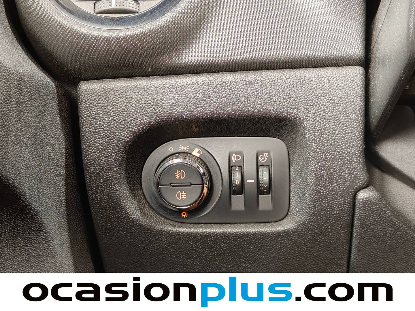 Opel Corsa Opel Corsa 1.2 C'Mon (85 CV) 2012