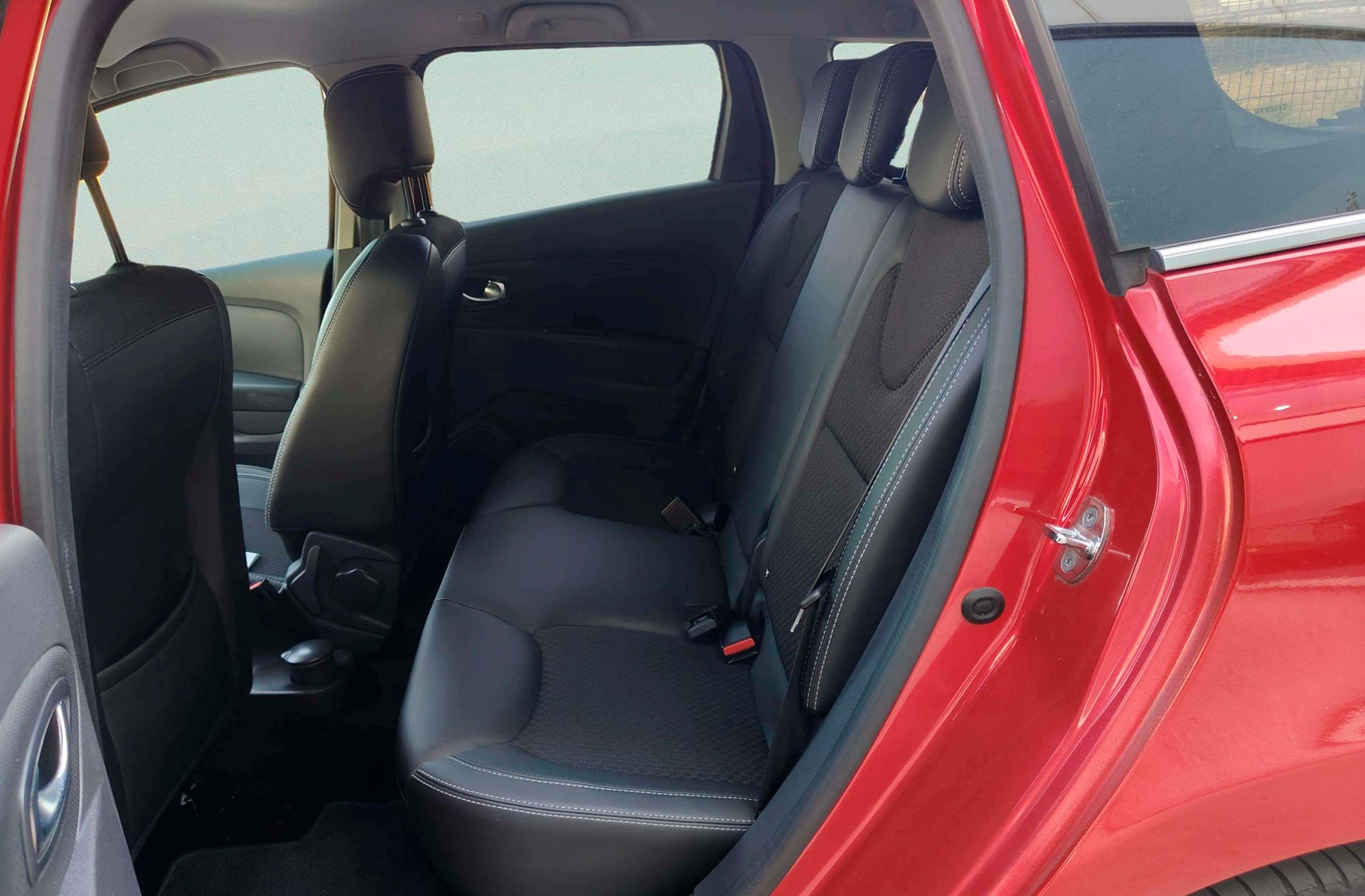 Renault Clio Zen Energy TCe - foto 11