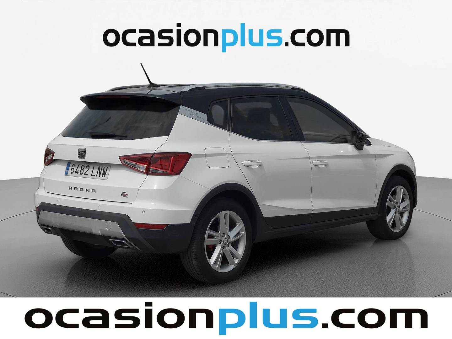 Foto trasera Seat Arona Seat Arona 1.0 TSI FR Go2 (110 CV) derecha