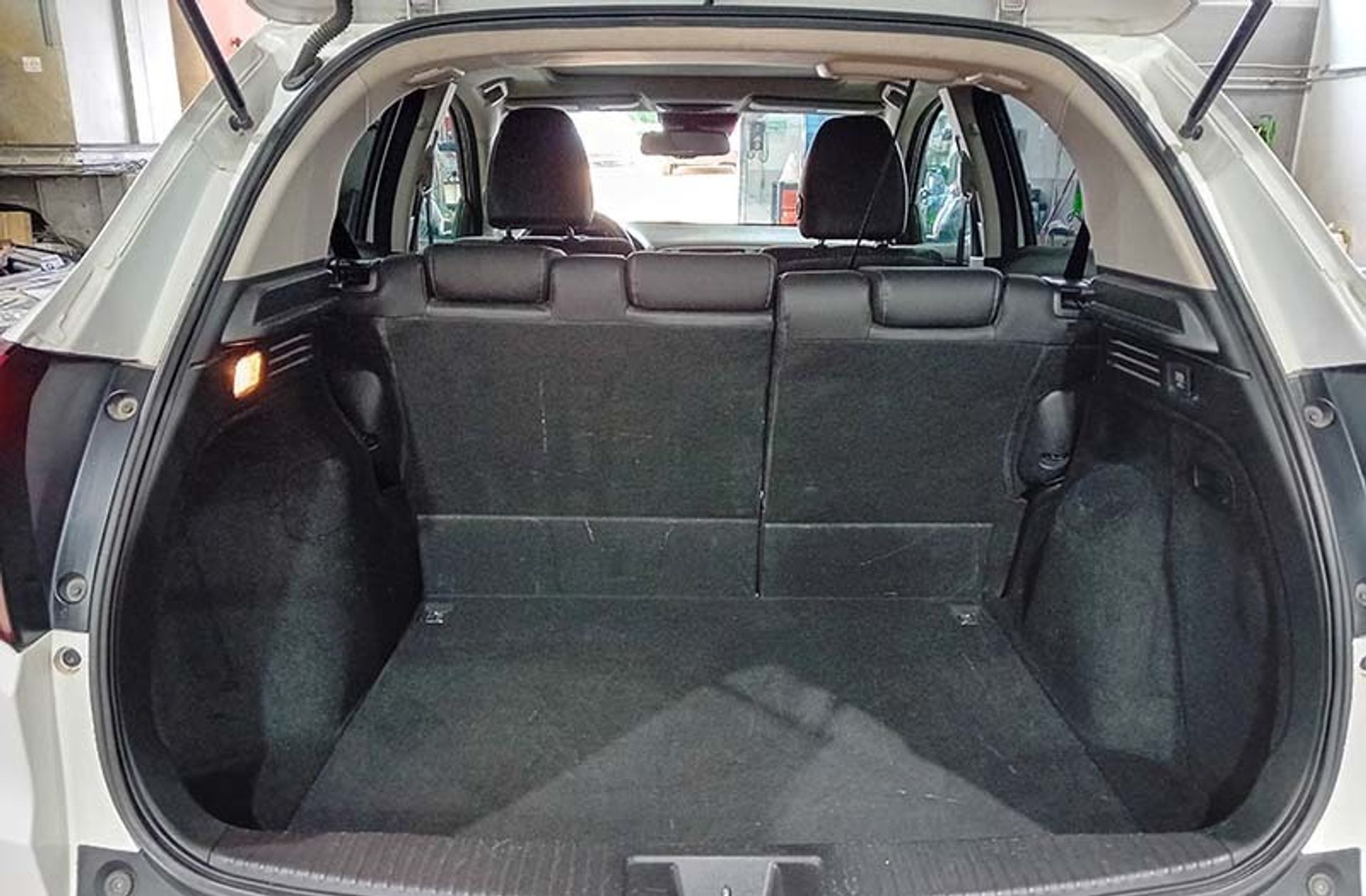 Honda HR-V 1.6 i-DTEC Executive - foto 19