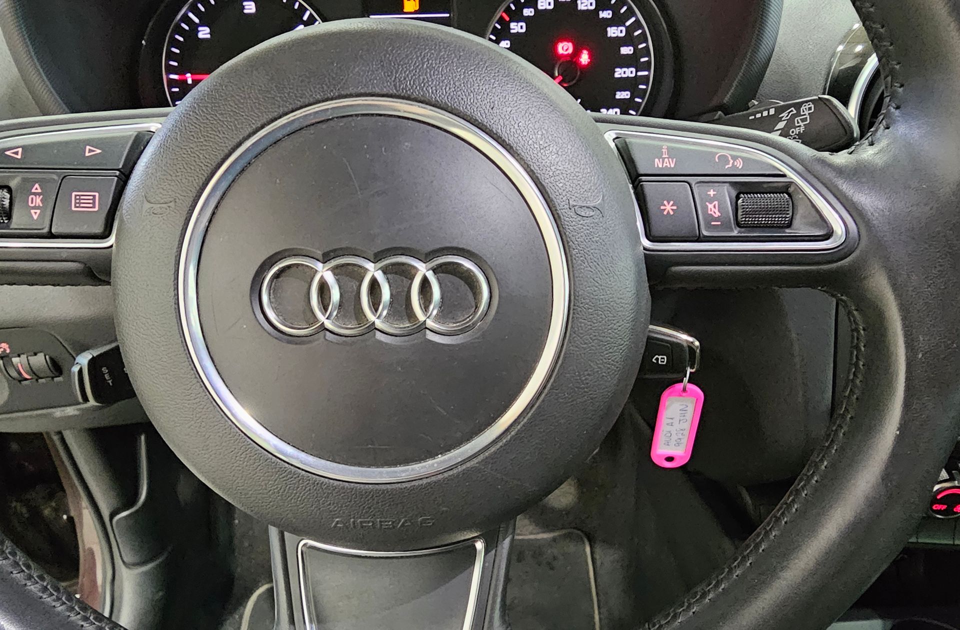 Audi A1 Adrenalin2 1.6 TDI - foto 28