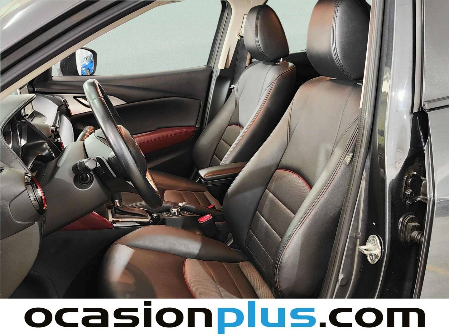 Foto asientos delanteros Mazda CX-3 Mazda CX-3 2.0 SKYACTIV GE i-Eloop Luxury 4WD AT (150 CV)