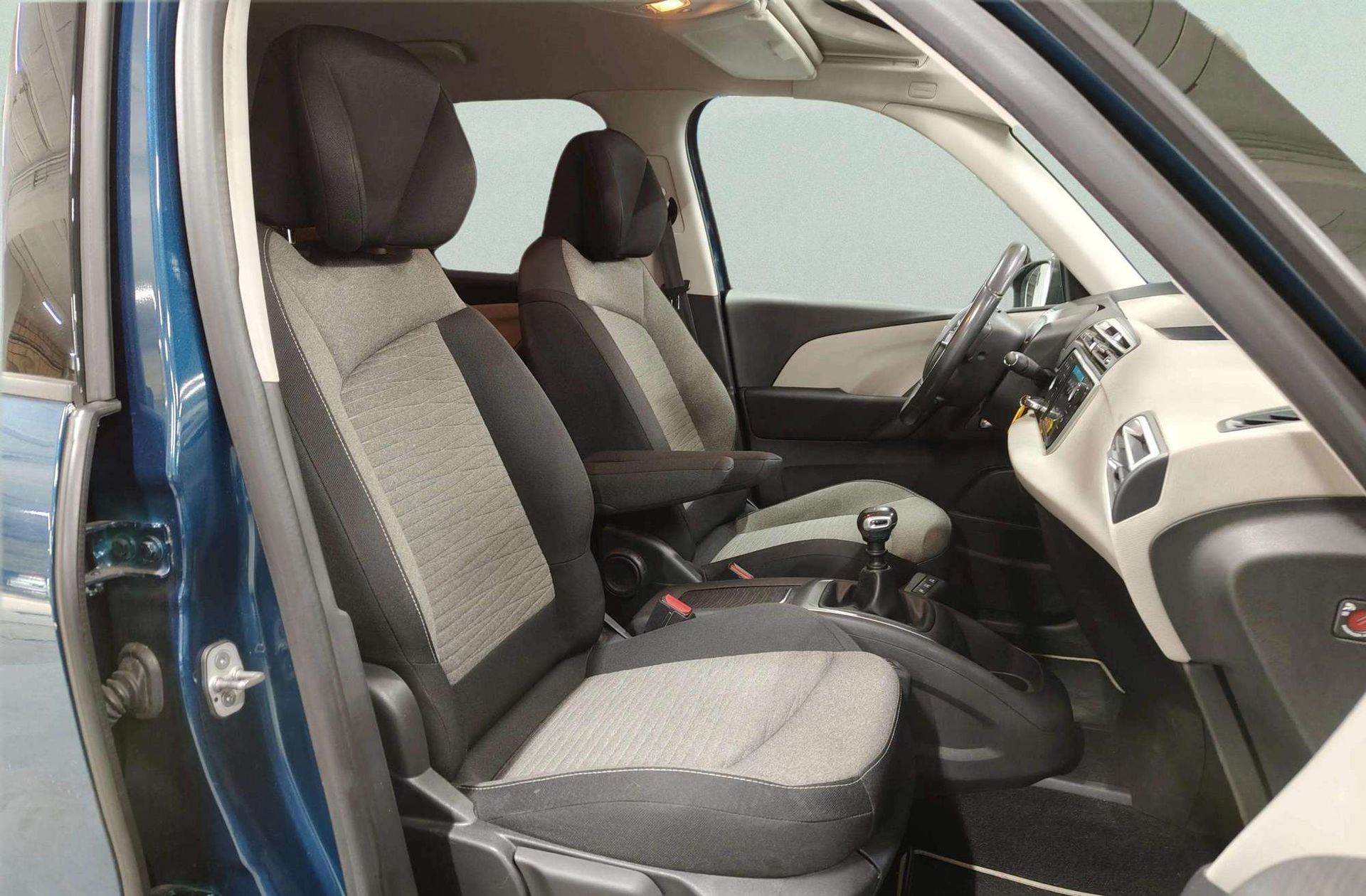 Citroën C4 Grand SpaceTourer BlueHDi 130 Feel - foto 21