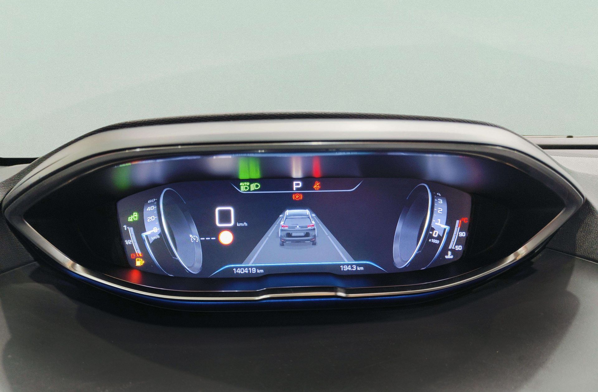 Peugeot 5008 BlueHDi 180 GT EAT8 7 plazas - foto 31