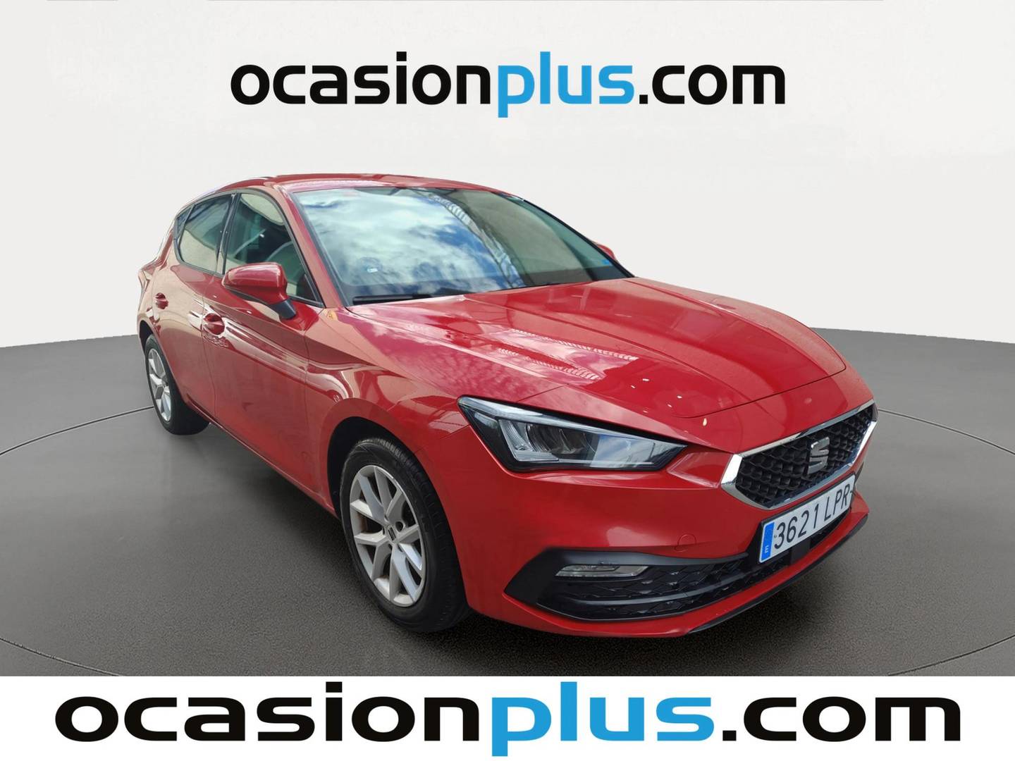 Foto delantera Seat León Seat León 1.0 eTSI 81kW DSG-7 S&S Style go derecha