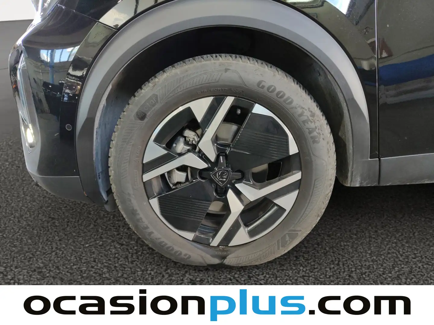 Foto Peugeot 2008 Peugeot 2008 Allure Hybrid eDCS6  (136 CV)