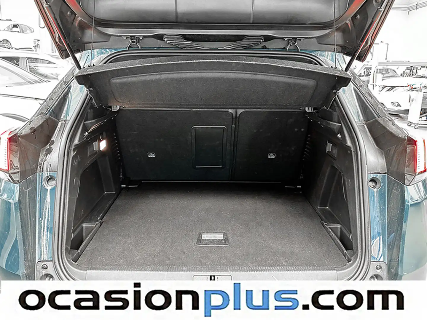 Foto Peugeot 3008 Peugeot 3008 PureTech 130 S&S Allure Pack EAT8  (130 CV)