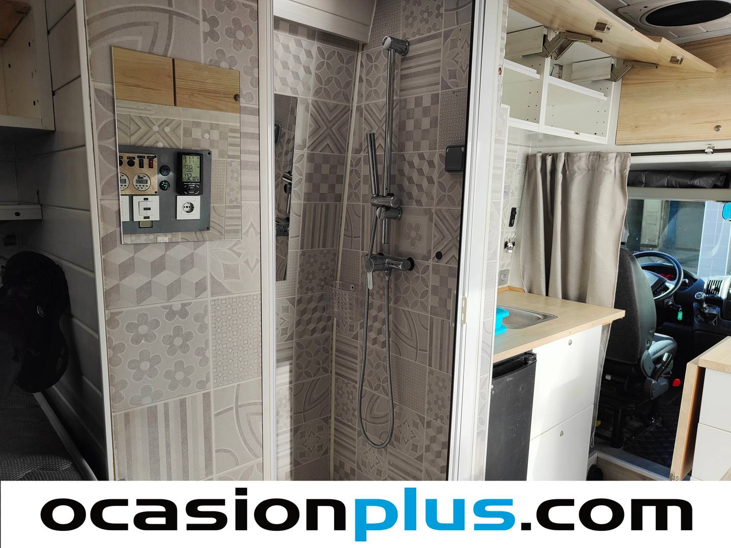 Foto Citroën Jumper Citroen Jumper BlueHDi 130 35 L3H3 (130 CV) Camperizada