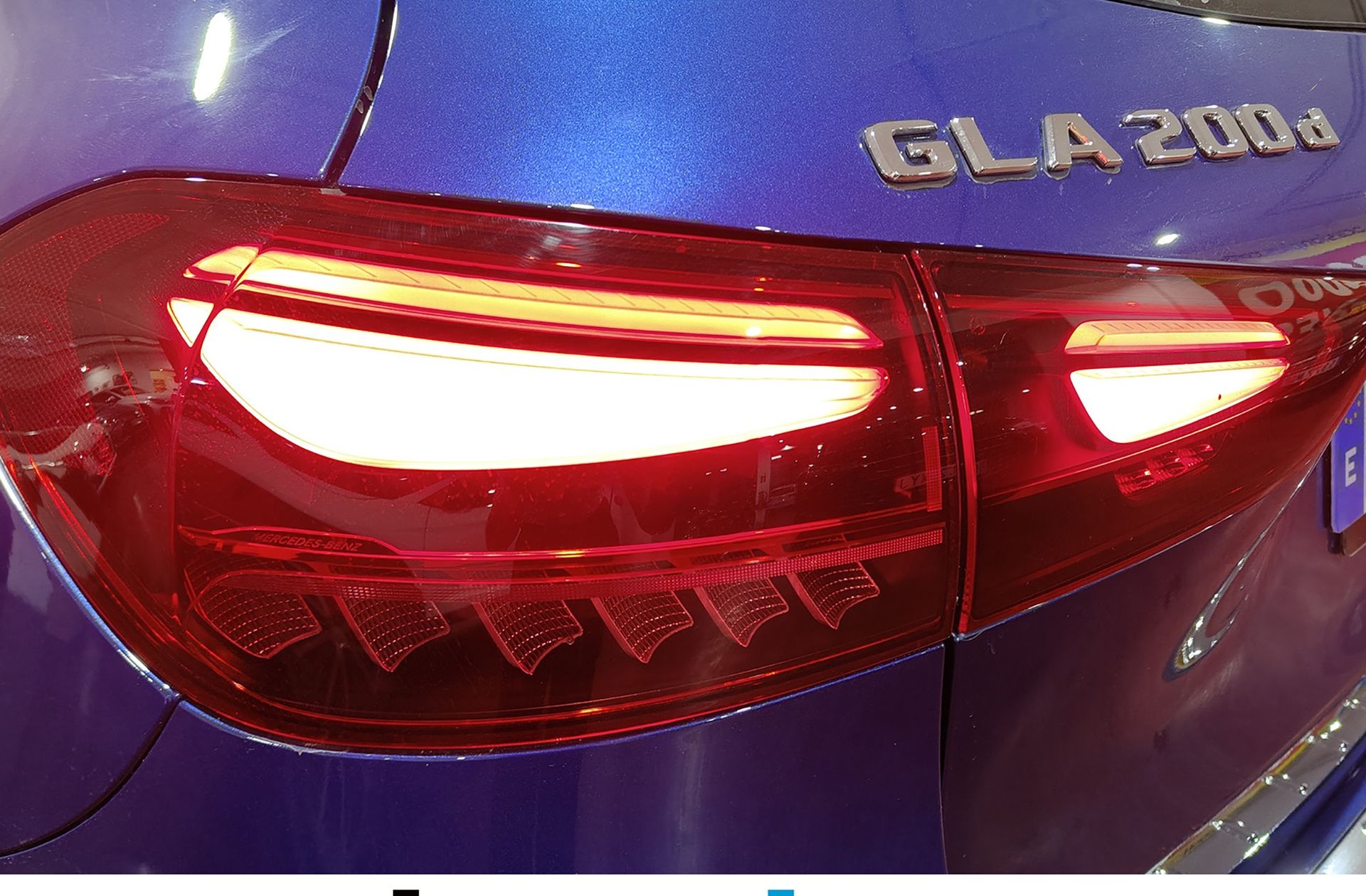 Mercedes-Benz GLA 200 d Pack AMG - foto 19
