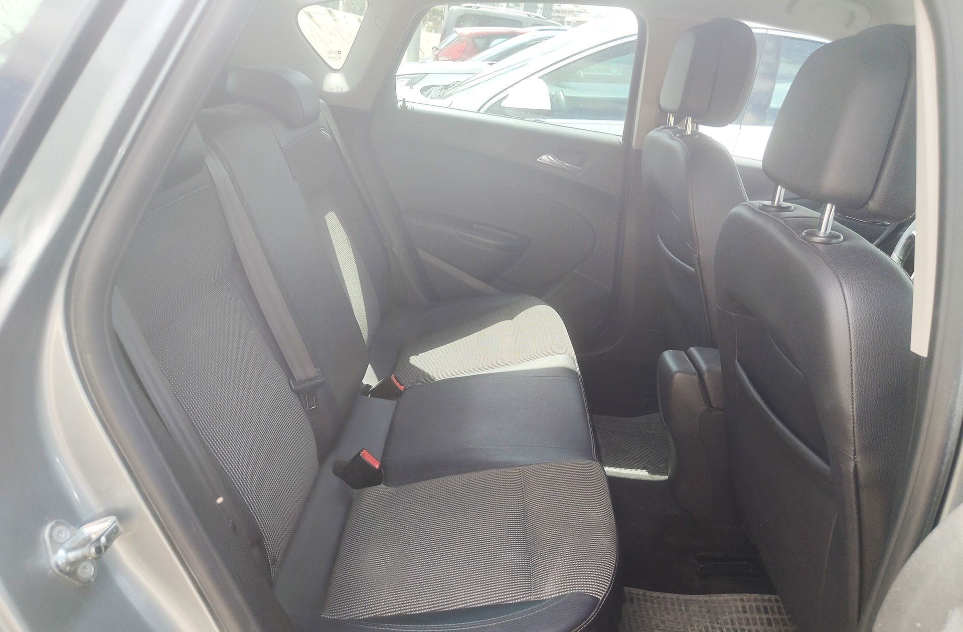 Opel Astra 1.4 Turbo Excellence - foto 13