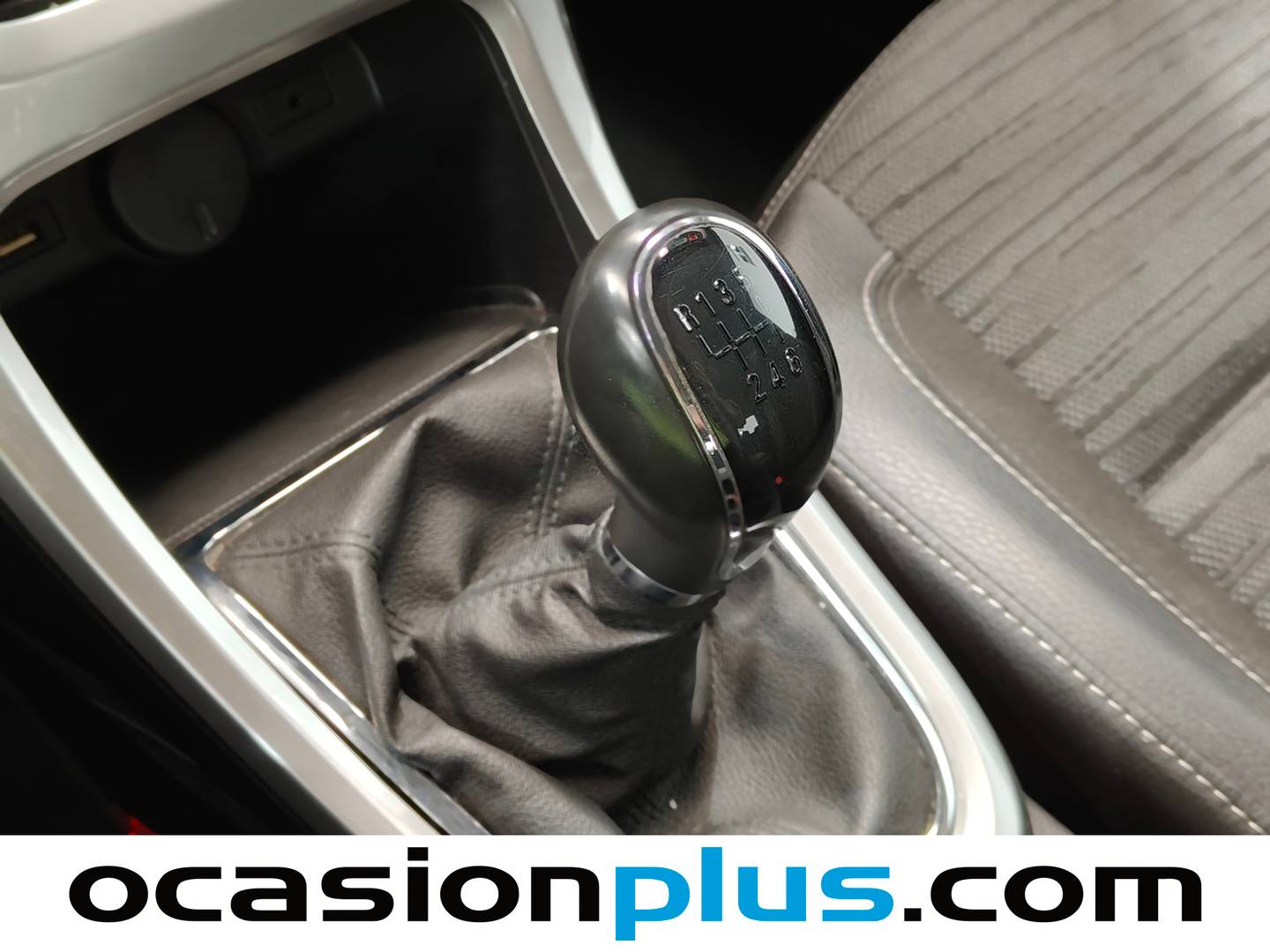 Opel Astra Opel Astra 1.4 Turbo Sedan Selective (140 CV) de segunda mano