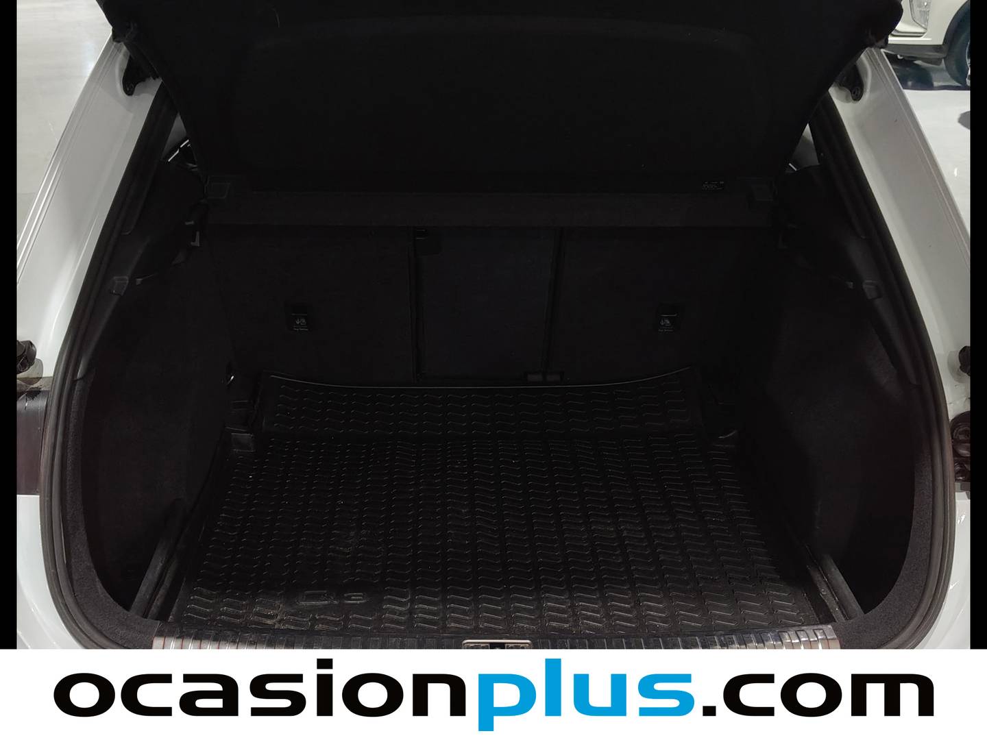 Foto Audi Q3 Audi Q3 S line 40 TFSI quattro (190 CV) S tronic Pack S-Line