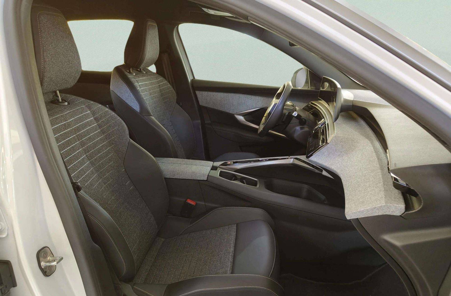 Peugeot 3008 145 Allure eDCS6 - foto 18