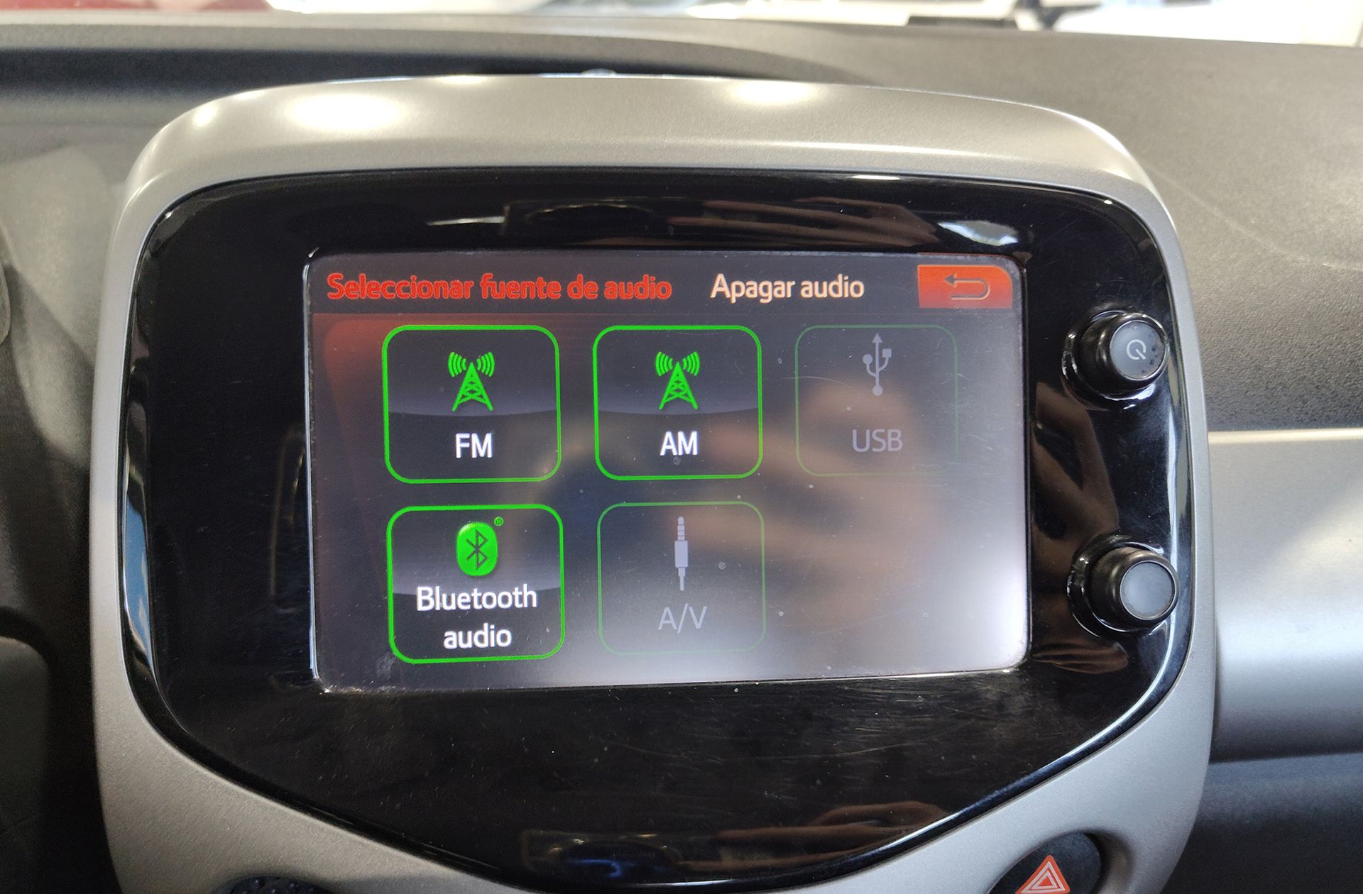 Toyota Aygo 1.0 70 x-play - foto 27