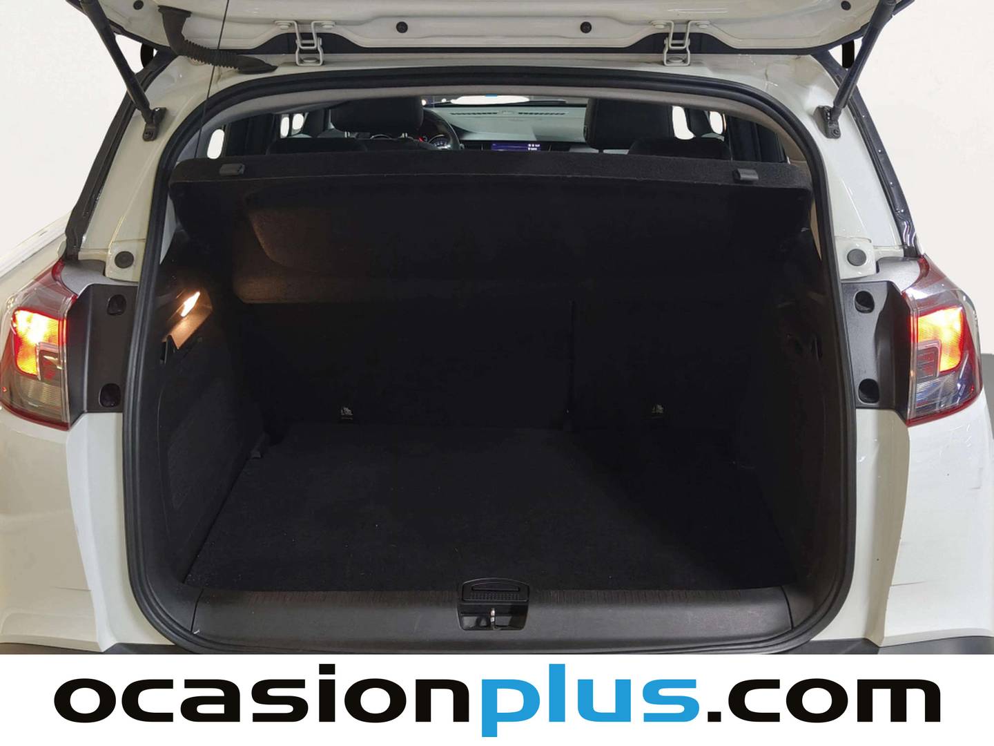Fotos maletero Opel Crossland X Opel Crossland X 1.2 Turbo S&S Excellence (130 CV)