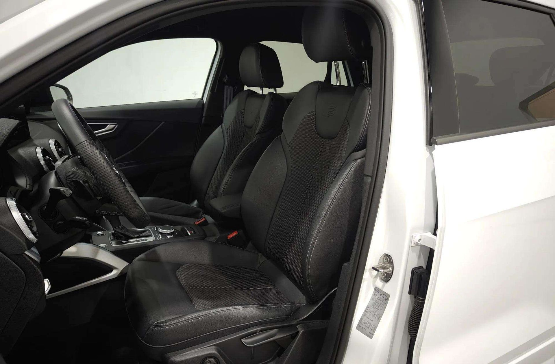 Audi Q2 Black line 35 TFSI S tronic - foto 15