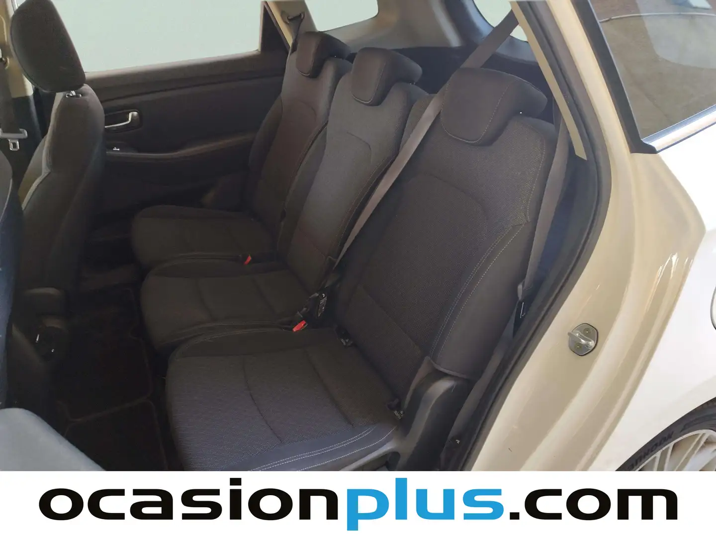 Foto KIA Carens Kia Carens 1.6 GDi Drive (135 CV)