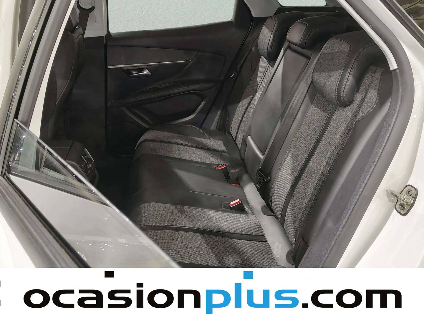 Foto asientos traseros Peugeot 3008 Peugeot 3008 PureTech 130 S&S Allure (130 CV)
