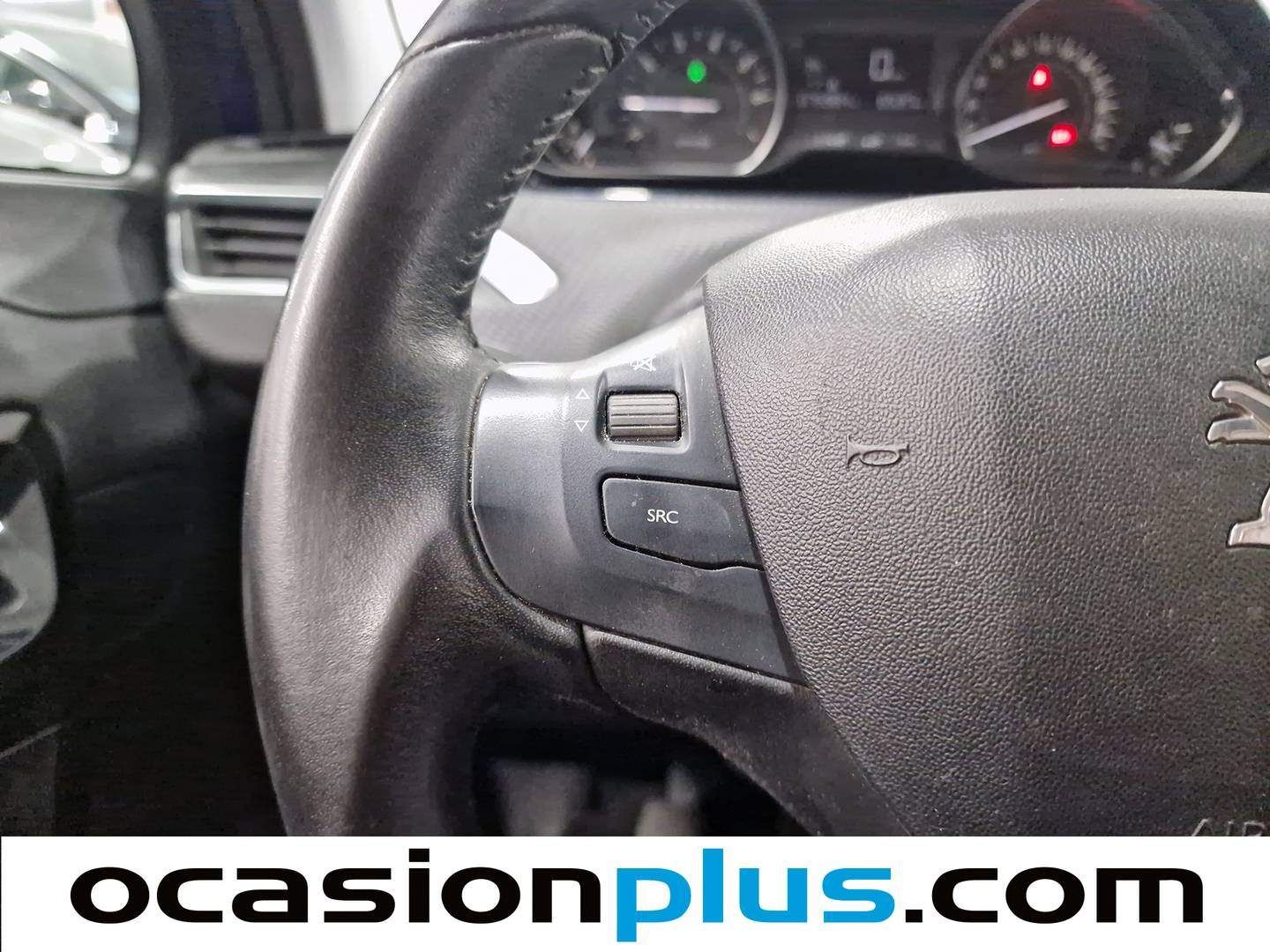 Acabados Peugeot 2008 Peugeot 2008 PureTech 110 S&S Signature (110 CV)