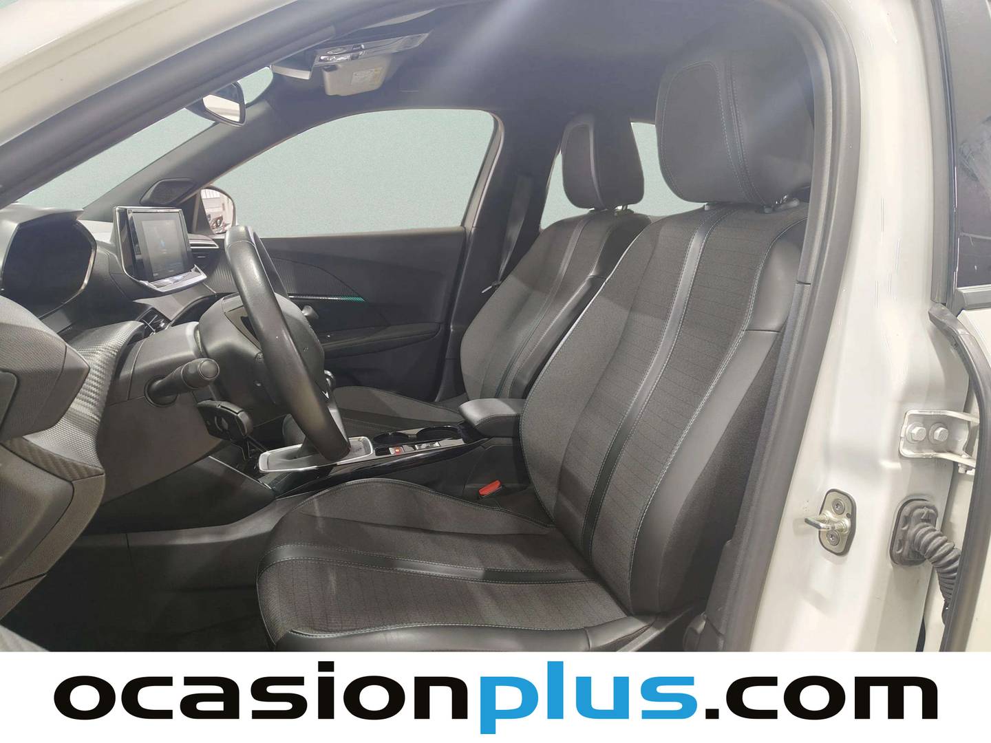 Foto Peugeot 2008 Peugeot 2008 PureTech 100 S&S Allure (100 CV)