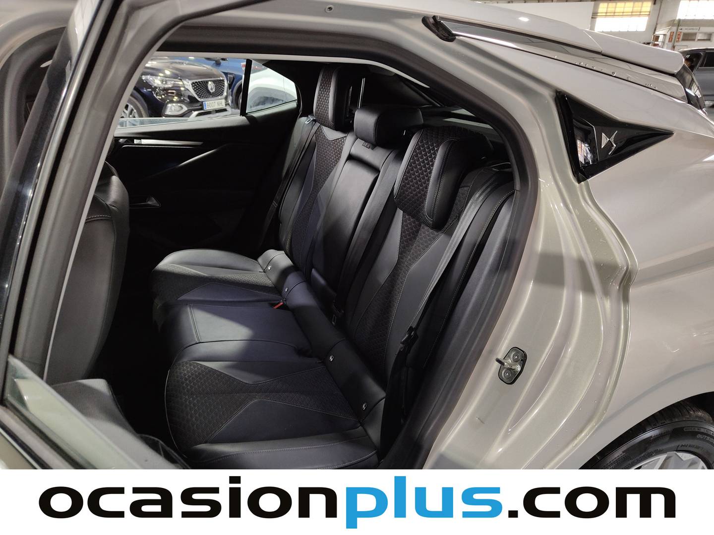 Foto DS DS 4 DS DS4 BlueHDi 130 Trocadero Auto  (130 CV)