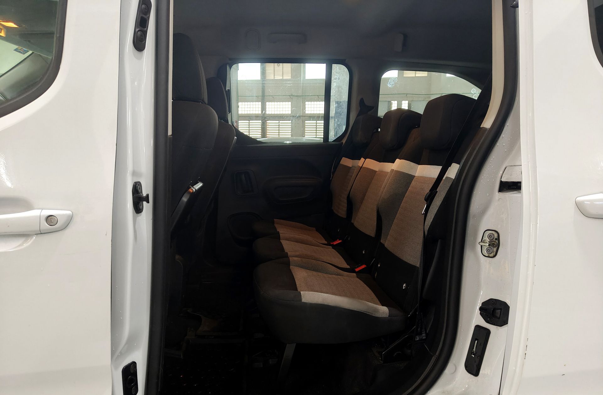 Citroën Berlingo BlueHDi 130 Talla XL Feel Pack - foto 11
