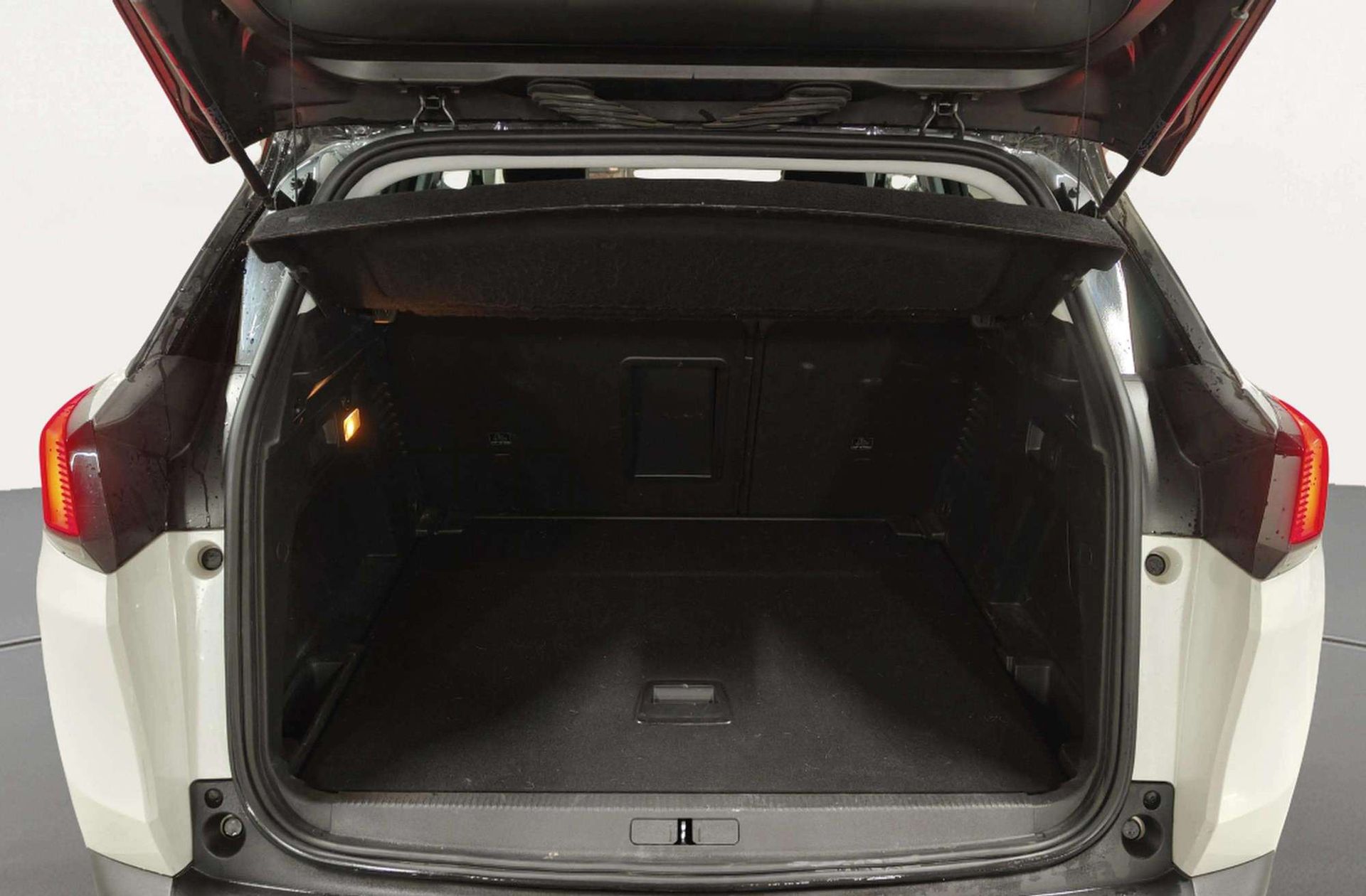 Peugeot 3008 PureTech 130 Allure - foto 19