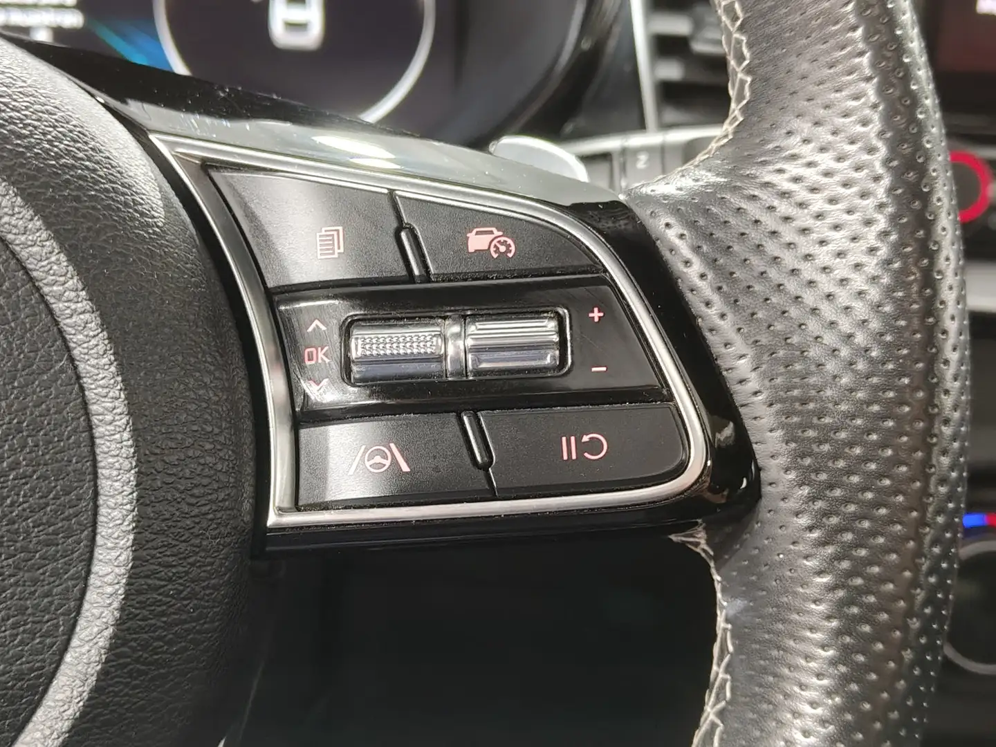 Foto KIA ProCeed Kia ProCeed 1.5 MHEV GT Line DCT (160 CV)