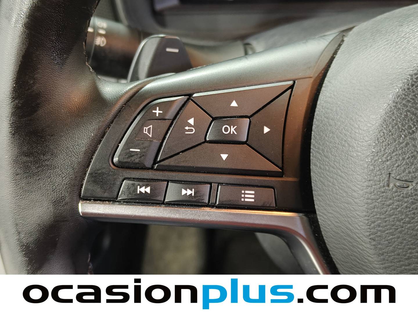 Foto Nissan JUKE Nissan Juke DIG-T N-Connecta 4x2 DCT (114 CV)