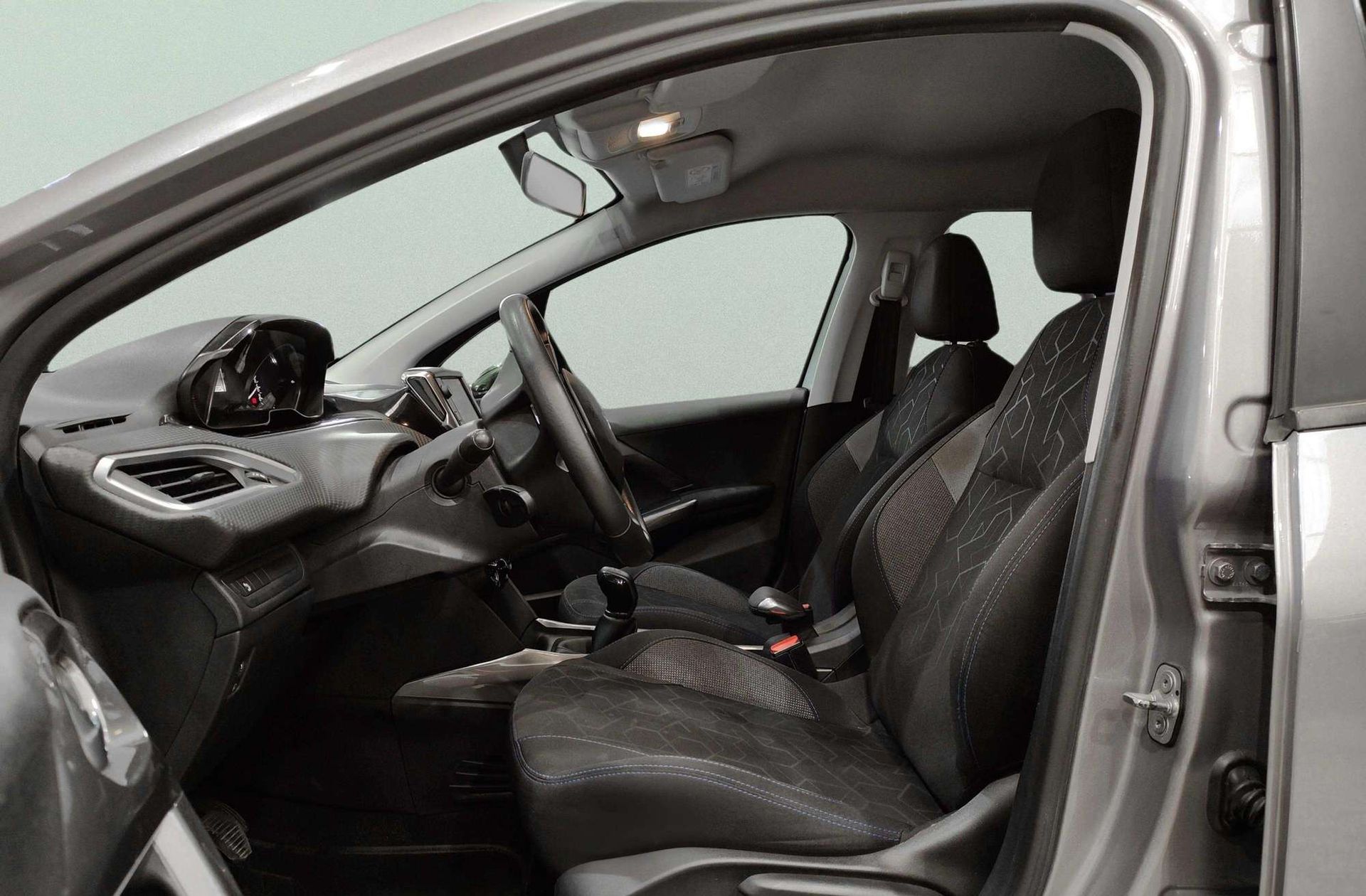 Peugeot 2008 BlueHDi 100 Style - foto 10