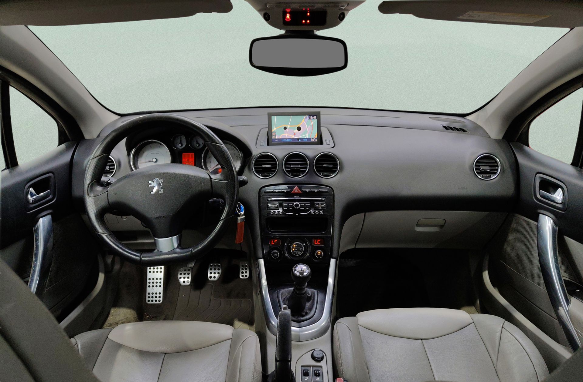 Peugeot 308 CC Cabrio 1.6 THP Edition Limitada - foto 6