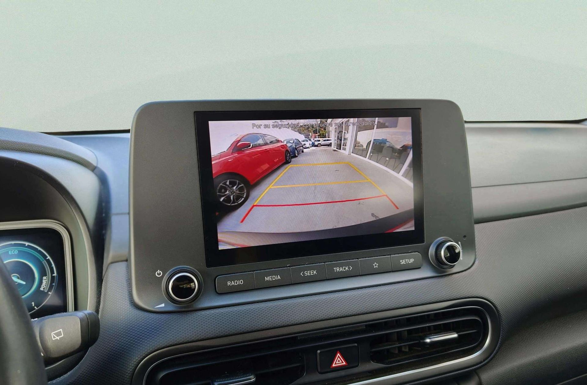 Hyundai Kona 1.6 GDI HEV Maxx DCT - foto 8