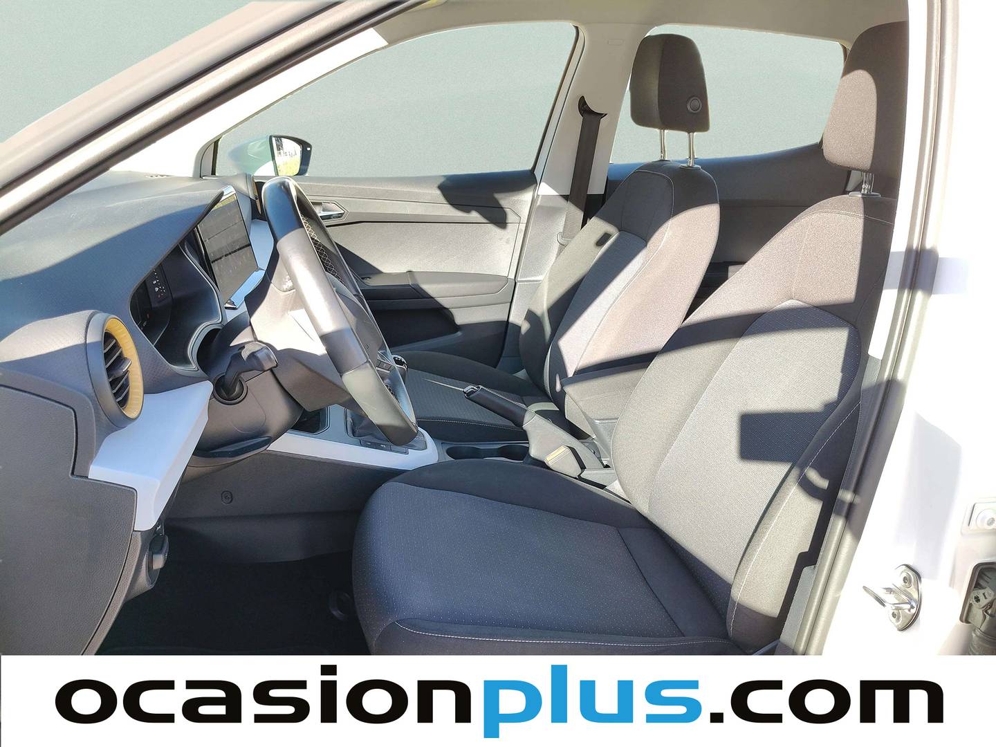 Foto asientos delanteros Seat Arona SEAT Arona 1.0 TSI Style XL (115 CV)