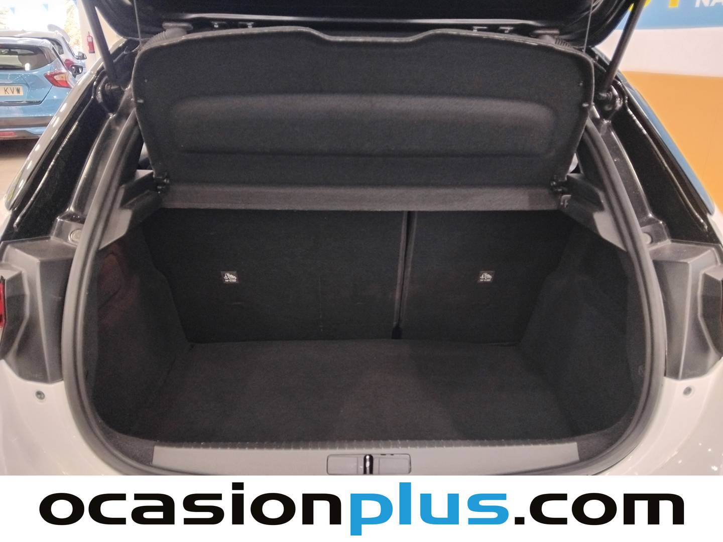 Foto asientos delanteros Opel Corsa Opel Corsa 1.2T XHL GS (100 CV)