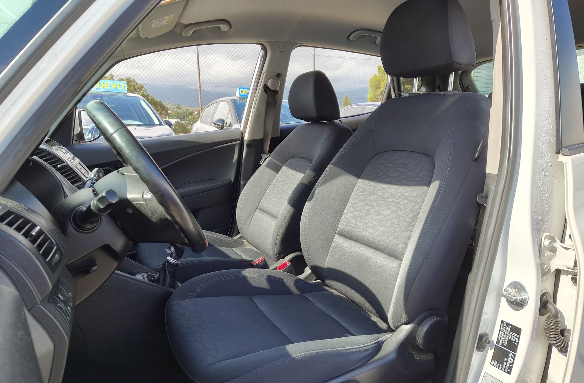 Hyundai ix20 1.6 CRDi Bluedrive Tecno - foto 10