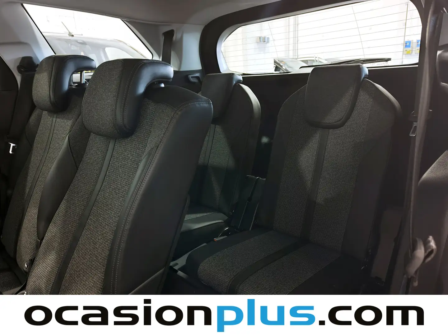 Foto Peugeot 5008 Peugeot 5008 BlueHDi 130 S&S Allure (130 CV) 7 Plazas