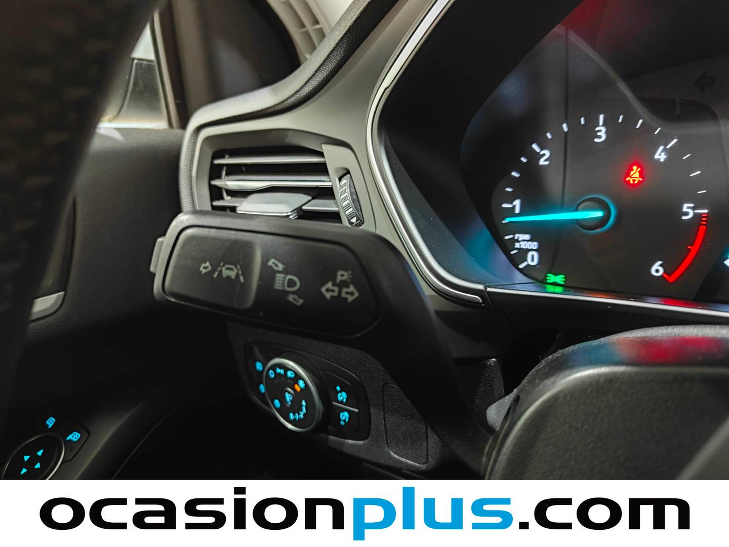 Extras y acabados del Ford Focus Ford Focus SportBreak 1.5 Ecoblue Trend+  (120 CV)