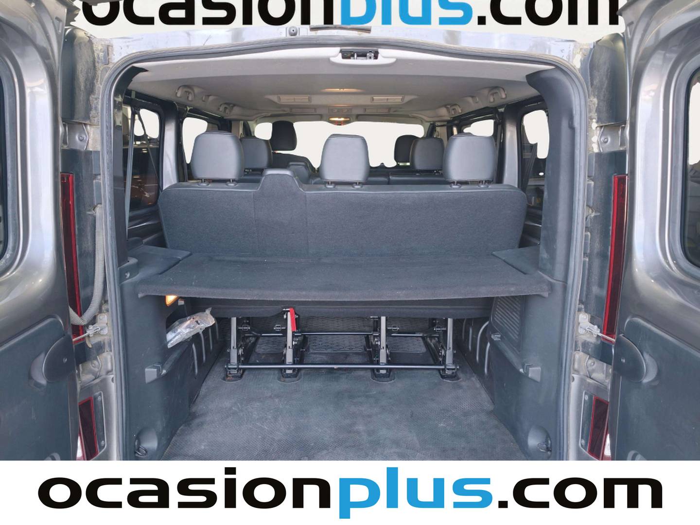 Foto asientos traseros Opel Vivaro Opel Vivaro Combi 1.6 CDTI S&S L1 2.7t (125 CV)