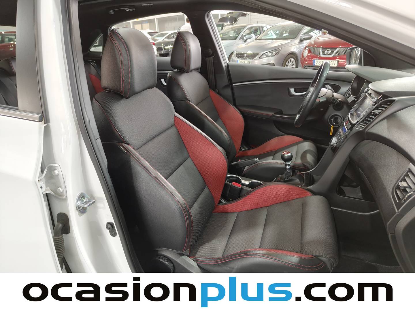 Hyundai i30 Hyundai i30 1.6 TGDI Turbo Sky Nav  (186 CV) manual