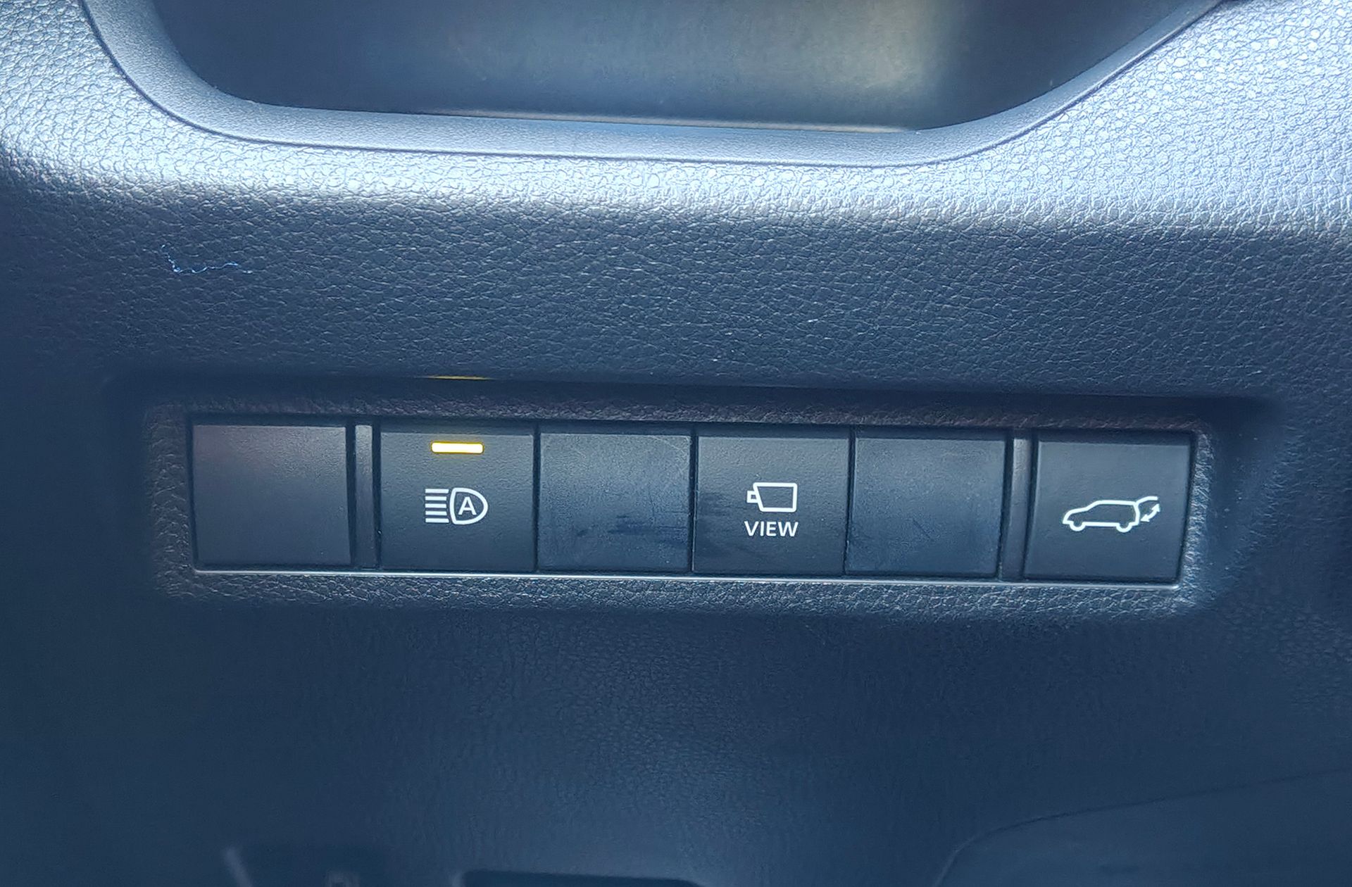 Toyota RAV4 2.5l hybrid Luxury - foto 17
