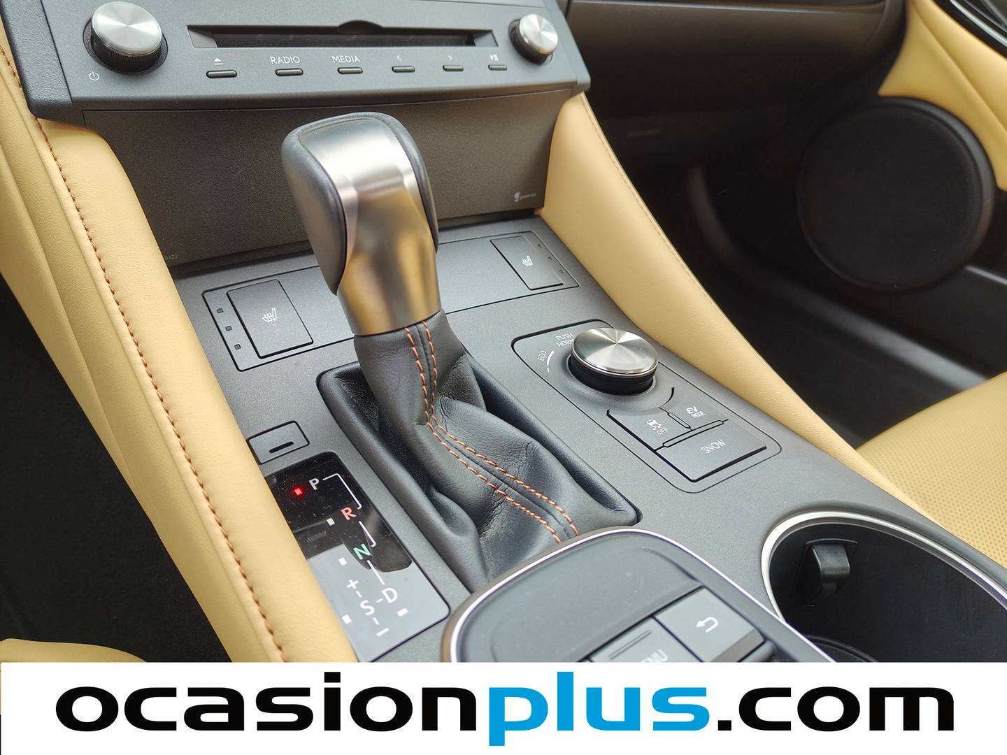 Lexus RC Lexus RC 300h Executive (223 CV) de segunda mano