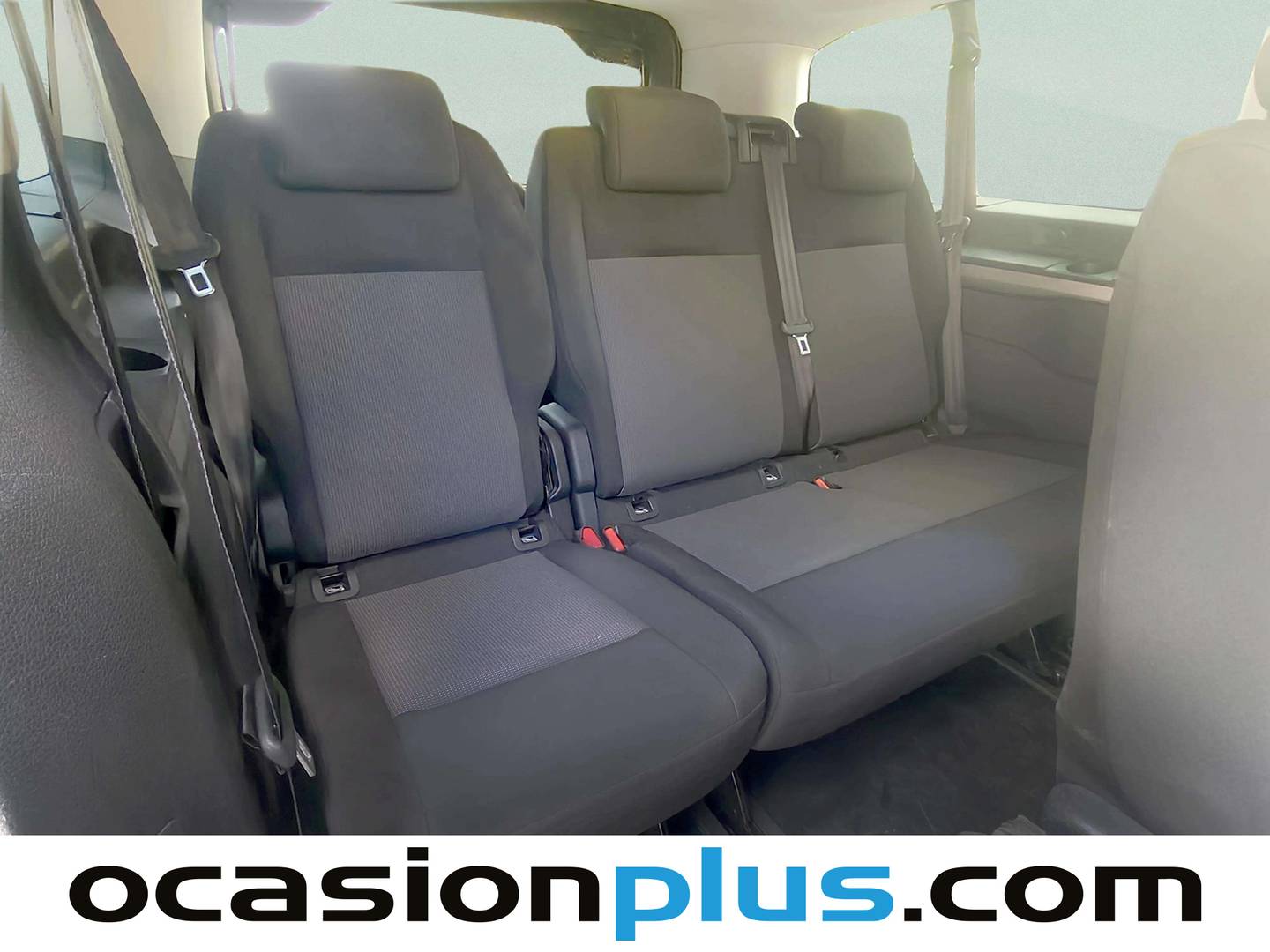 Foto asientos traseros Peugeot Traveller Peugeot Traveller BlueHDi Business Long EAT8 (180 CV) 9 Plazas