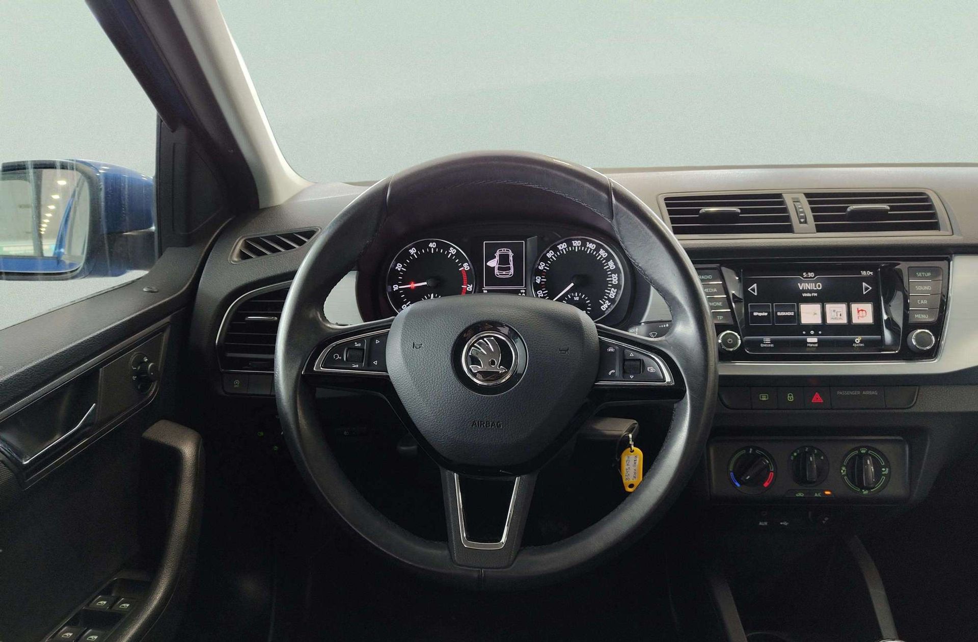 Škoda Fabia 1.0 TSI Like - foto 19