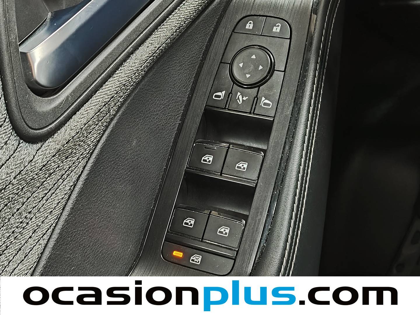 Foto Nissan X-TRAIL Nissan X-Trail 1.5 e-4ORCE N-Connecta 4X4 AT (213 CV) 7 Plazas