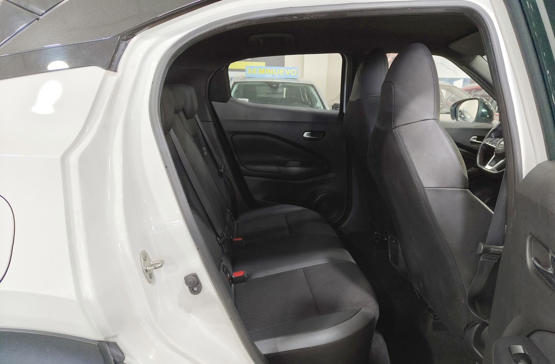 Nissan Juke Hybrid N-Design Black - foto 17