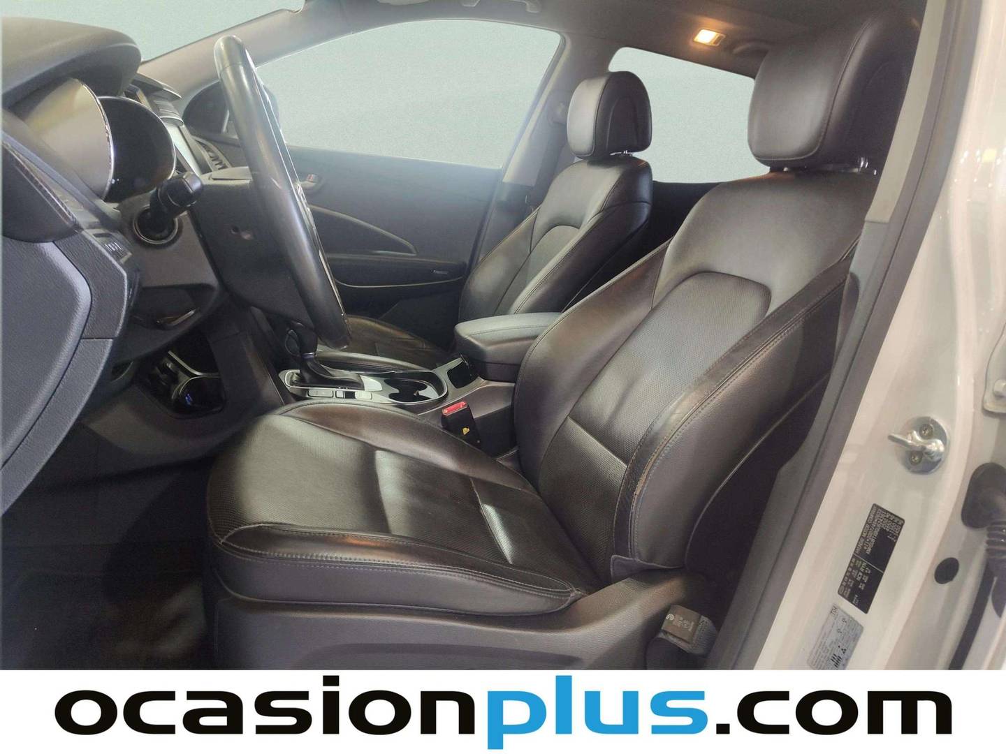 Foto asientos delanteros Hyundai Santa Fe Hyundai Santa Fe 2.2 CRDI Tecno 4x2 Auto (200 CV)7 Plazas